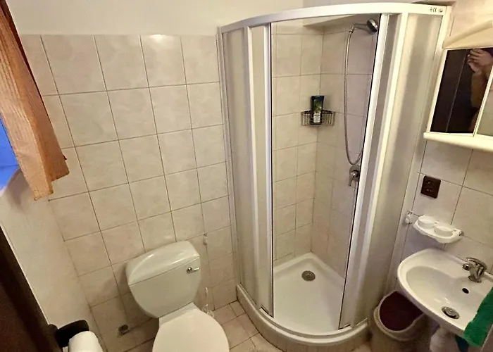 Privat Podstata 公寓 *